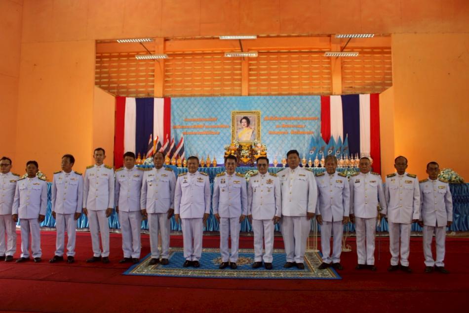 นายกเทศมนตรีตำบลกุดบาก พร้อมด้วย คณะผู้บริหาร สมาชิกสภาเทศบาล และพนักงานเทศบาลตำบลกุดบาก เข้าร่วมกิจกรรมเฉลิมพระเกียรติสมเด็จพระนางเจ้าสิริกิติ์ พระบรมราชินีนาถ พระบรมราชชนนีพันปีหลวง เนื่องในโอกาสวันเฉลิมพระชนมพรรษา 12 สิงหาคม 2568 ณ ที่ว่าการอำเภอกุดบาก จังหวัดสกลนคร